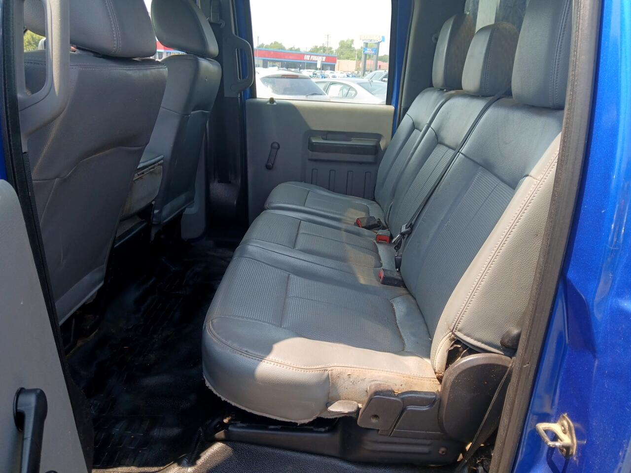 Ford F-450 SD Crew Cab DRW 2WD 2016 Ford F-450 SD Crew Cab DRW 2WD 2016