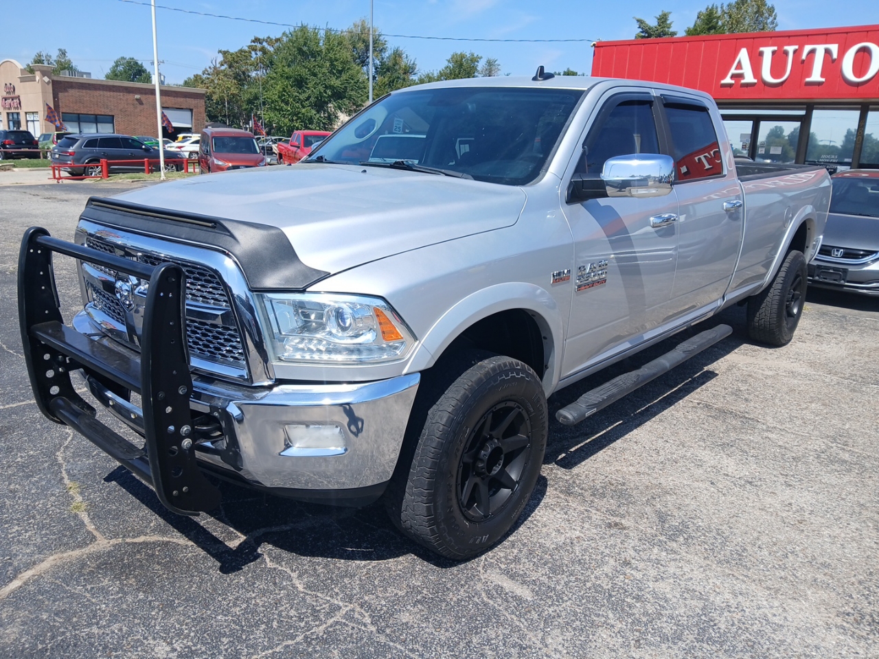 RAM 2500 Laramie Crew Cab LWB 4WD 2014 RAM 2500 Laramie Crew Cab LWB 4WD 2014