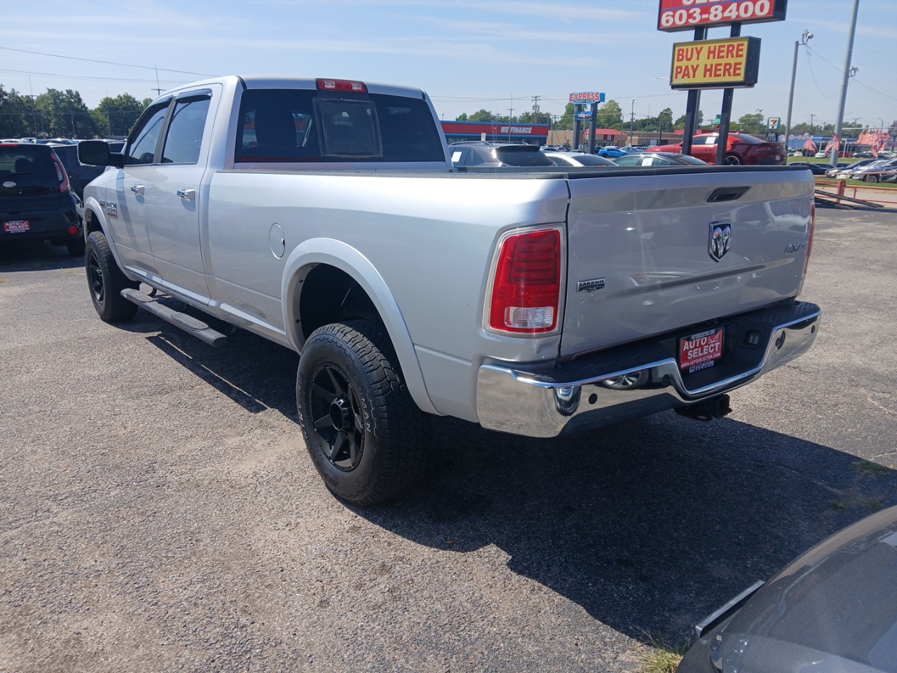 RAM 2500 Laramie Crew Cab LWB 4WD 2014 RAM 2500 Laramie Crew Cab LWB 4WD 2014
