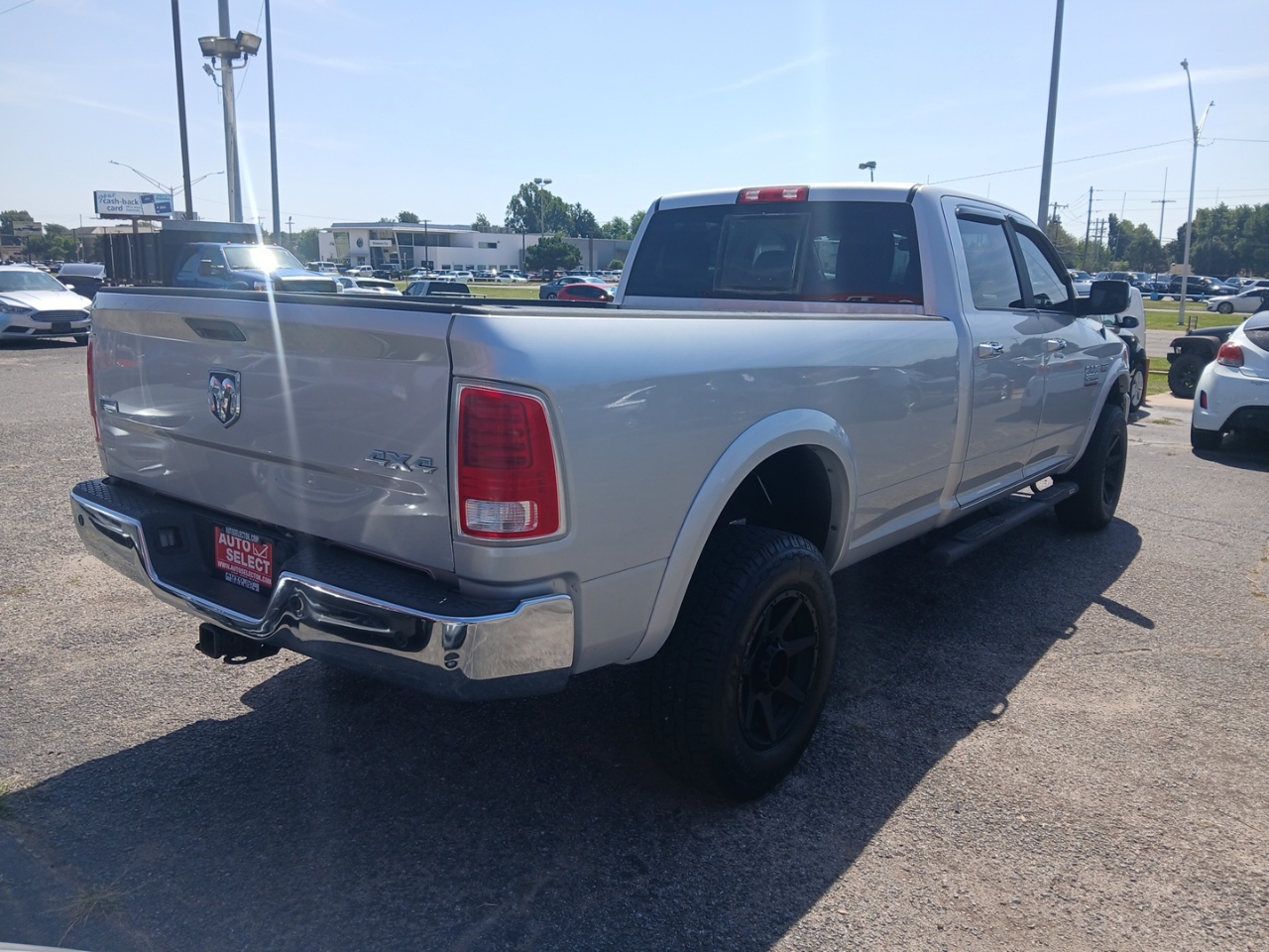 RAM 2500 Laramie Crew Cab LWB 4WD 2014 RAM 2500 Laramie Crew Cab LWB 4WD 2014