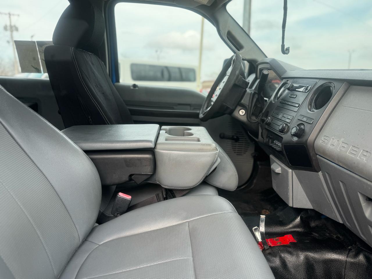 Ford F-450 SD Crew Cab DRW 2WD 2016