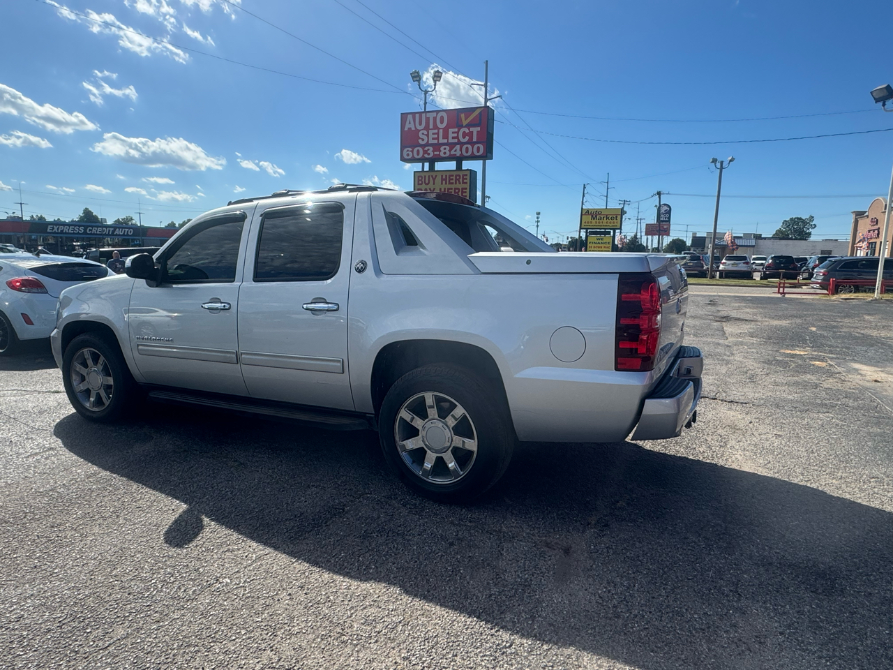 Chevrolet Avalanche LT 2WD 2013 Chevrolet Avalanche LT 2WD 2013