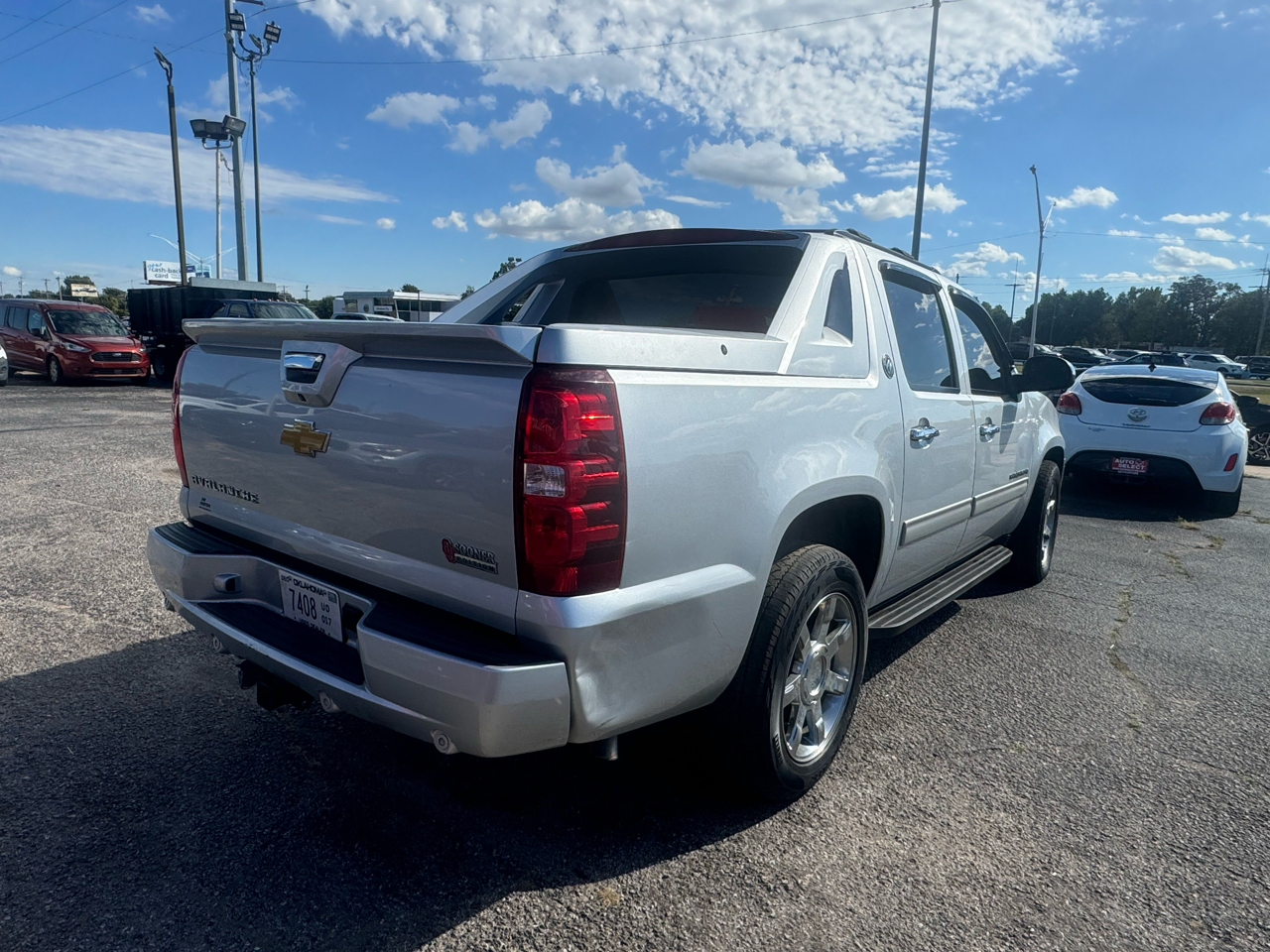 Chevrolet Avalanche LT 2WD 2013 Chevrolet Avalanche LT 2WD 2013