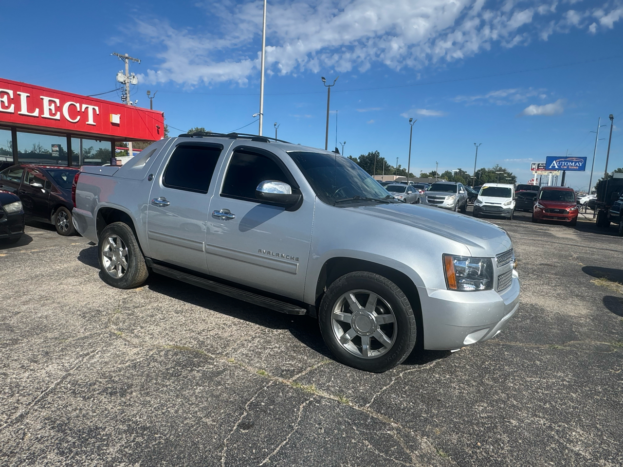 Chevrolet Avalanche LT 2WD 2013 Chevrolet Avalanche LT 2WD 2013