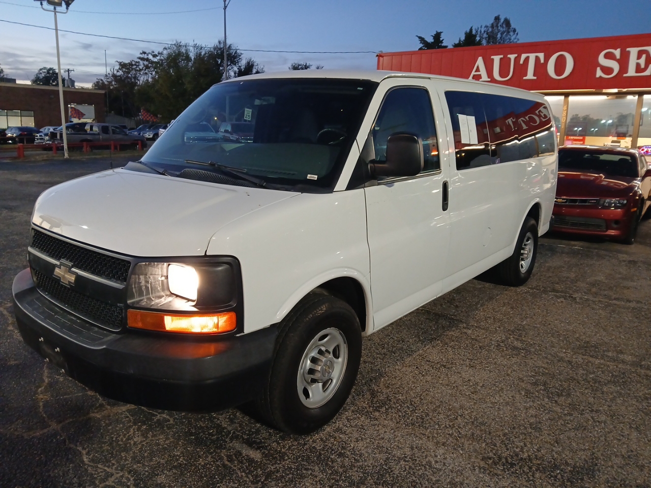 Chevrolet Express LS 2500 2010