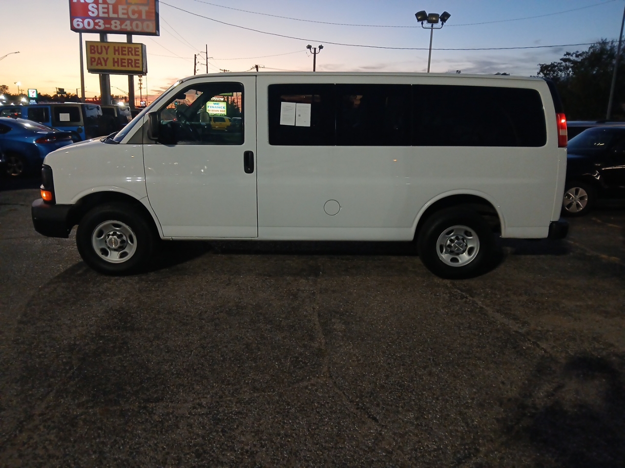 Chevrolet Express LS 2500 2010