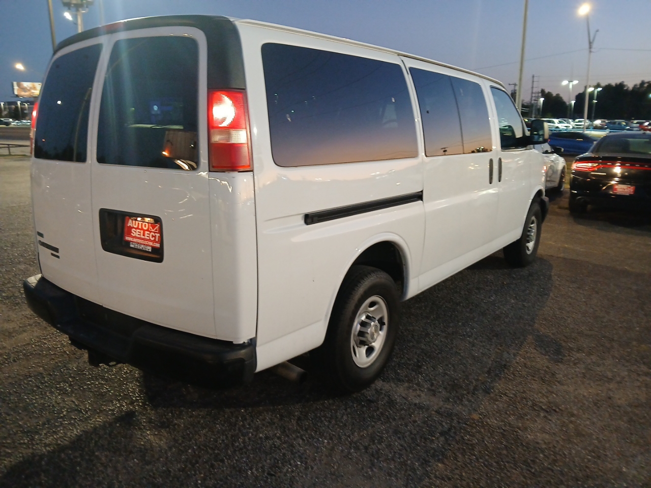 Chevrolet Express LS 2500 2010