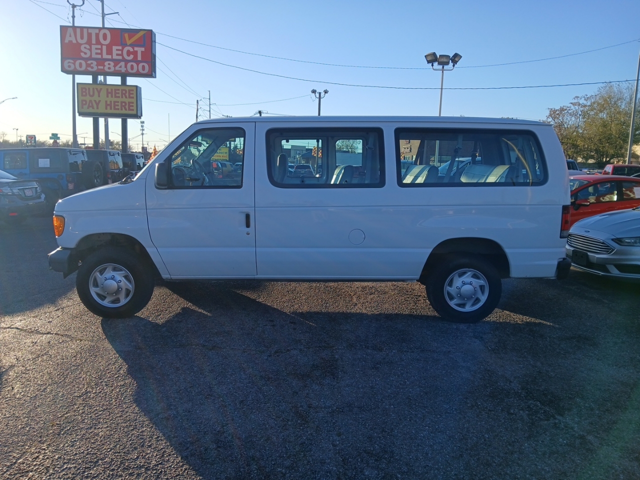 Ford Econoline E-350 XL Super Duty 2007