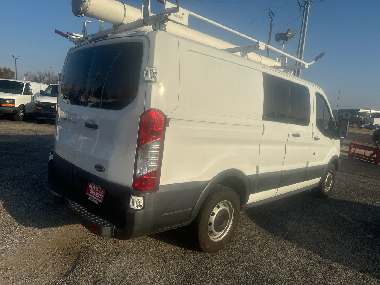 Ford Transit 250 Van High Roof w/Sliding Pass. 148-in. WB 2017