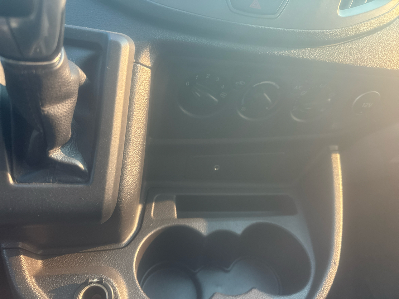 Ford Transit 250 Van High Roof w/Sliding Pass. 148-in. WB 2017