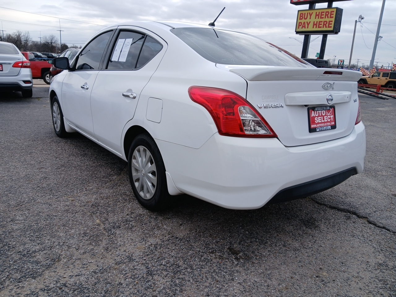 Nissan Versa 1.6 S 5M 2019