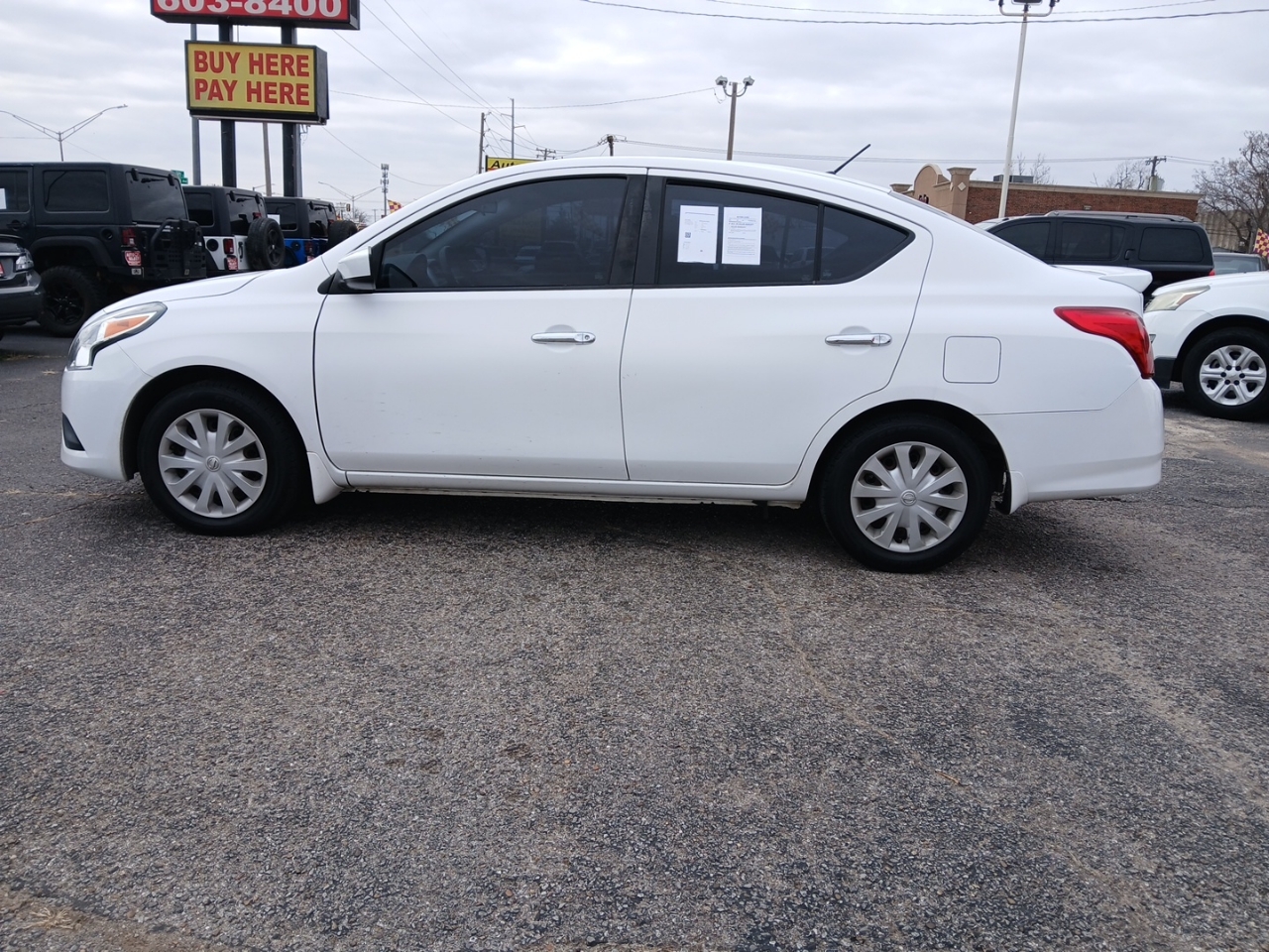 Nissan Versa 1.6 S 5M 2019