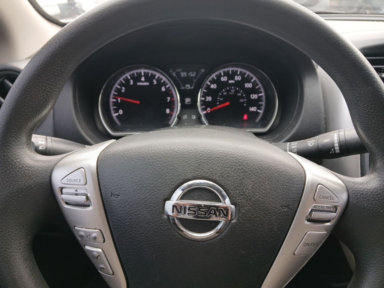Nissan Versa 1.6 S 5M 2019
