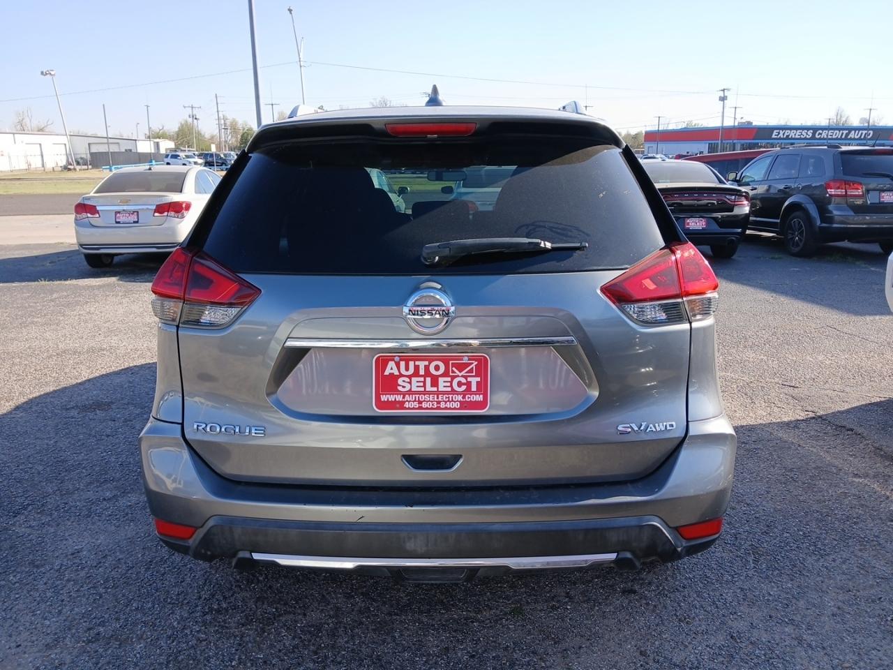 Nissan Rogue SV AWD 2018
