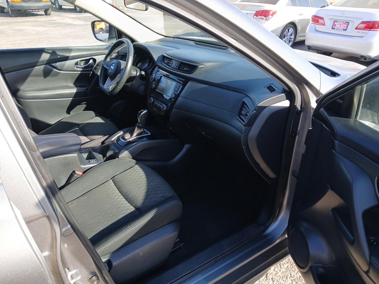 Nissan Rogue SV AWD 2018