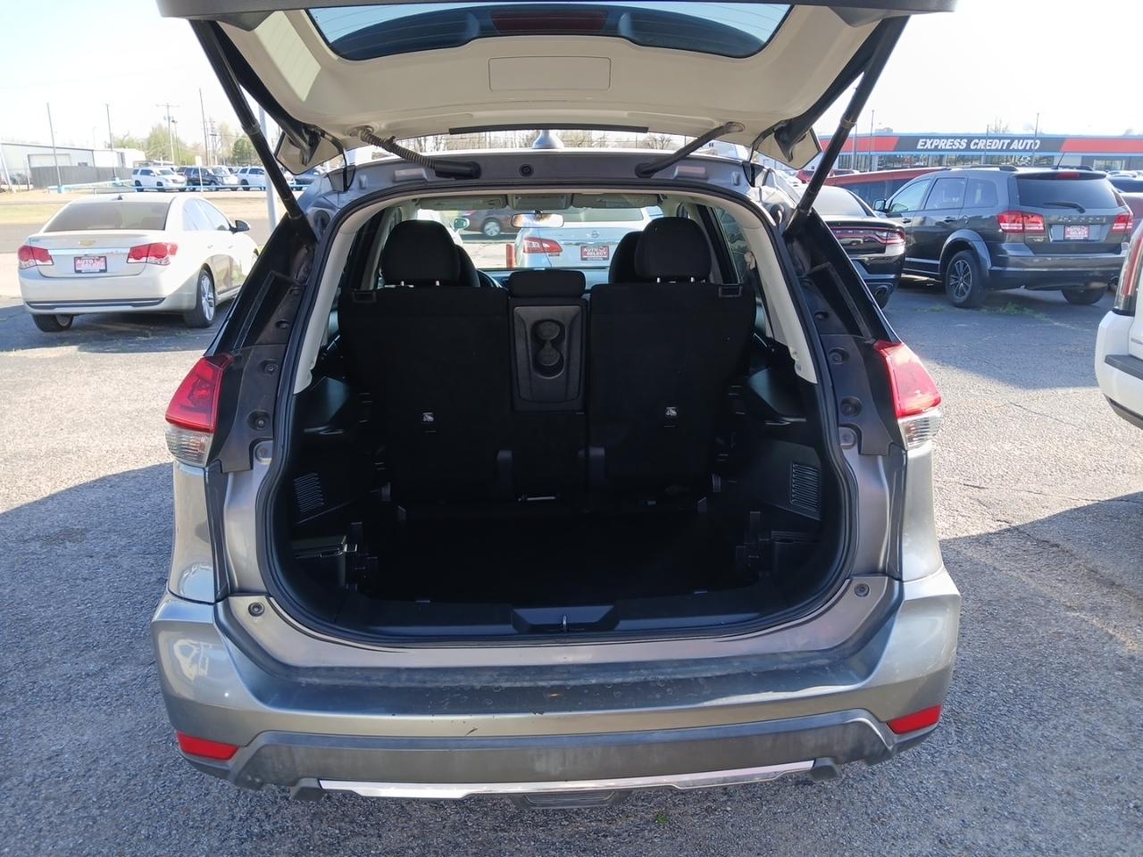 Nissan Rogue SV AWD 2018