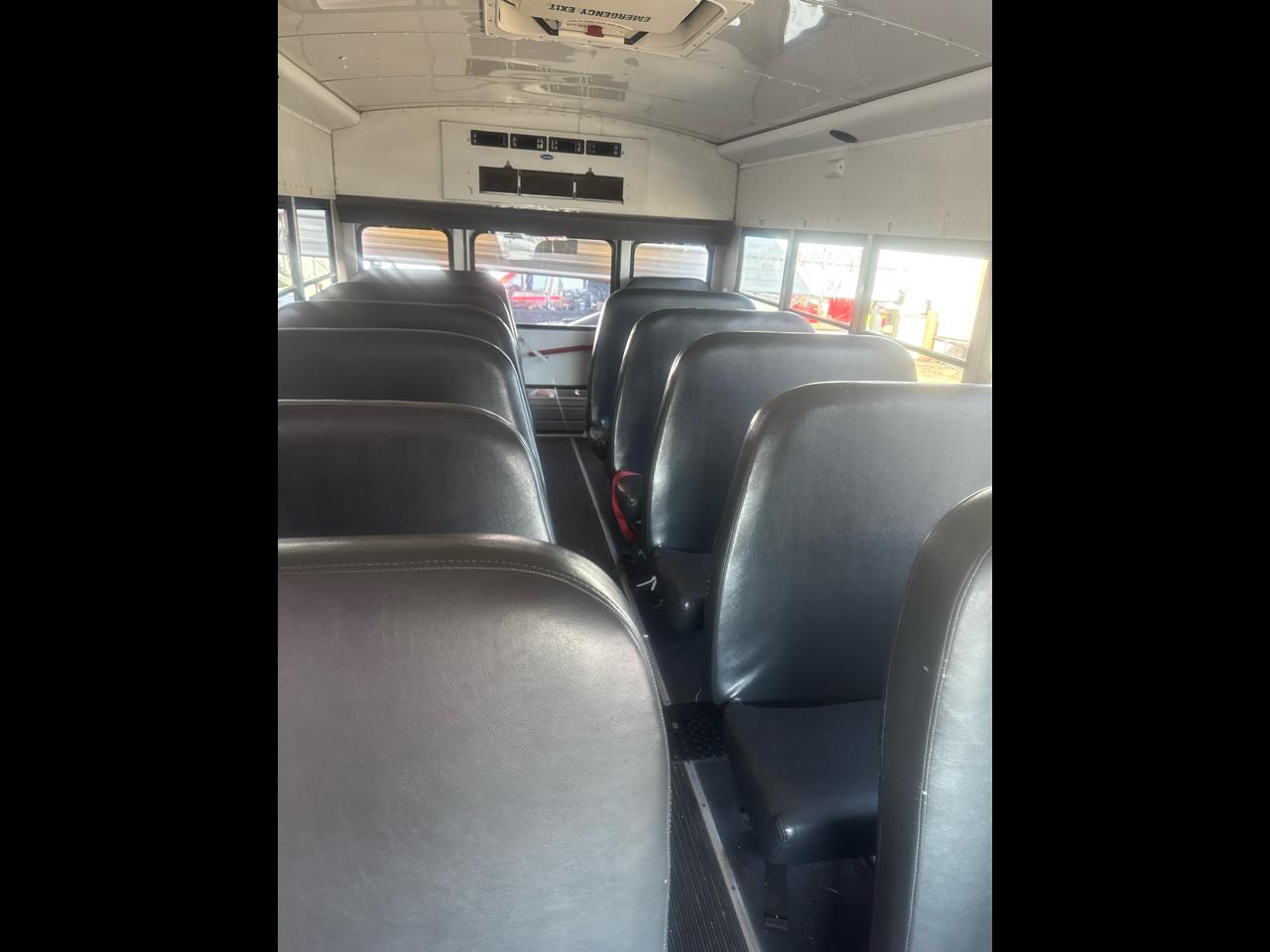 Chevrolet Express LS 3500 2009