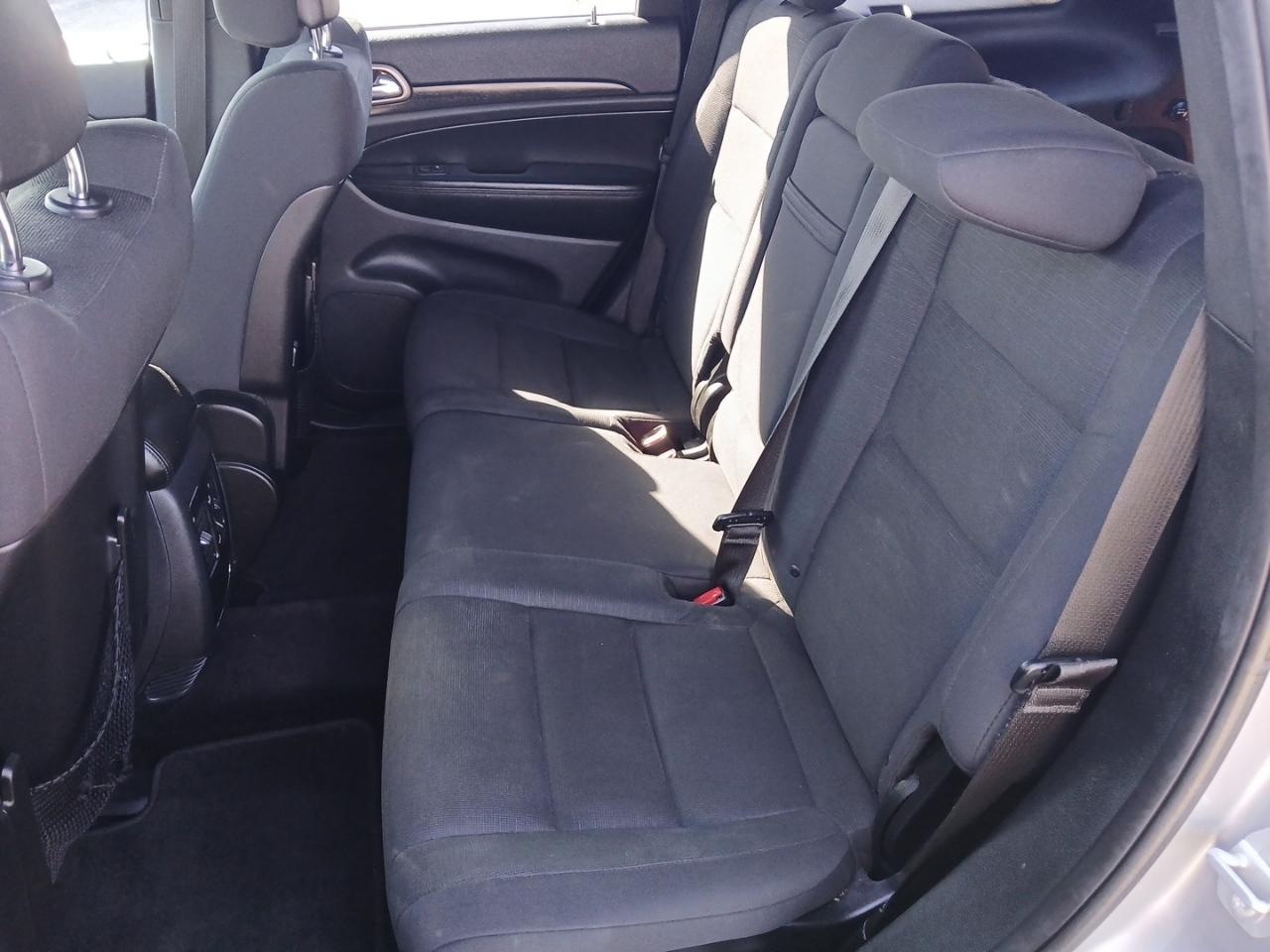 Jeep Grand Cherokee Laredo 2WD 2017