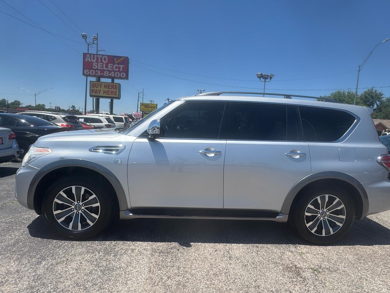 Nissan Armada SV AWD 2017