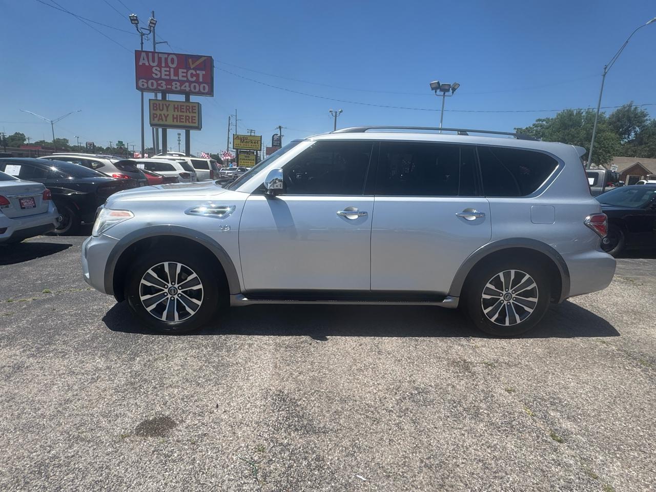 Nissan Armada SV AWD 2017