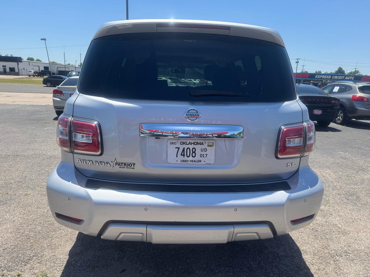 Nissan Armada SV AWD 2017
