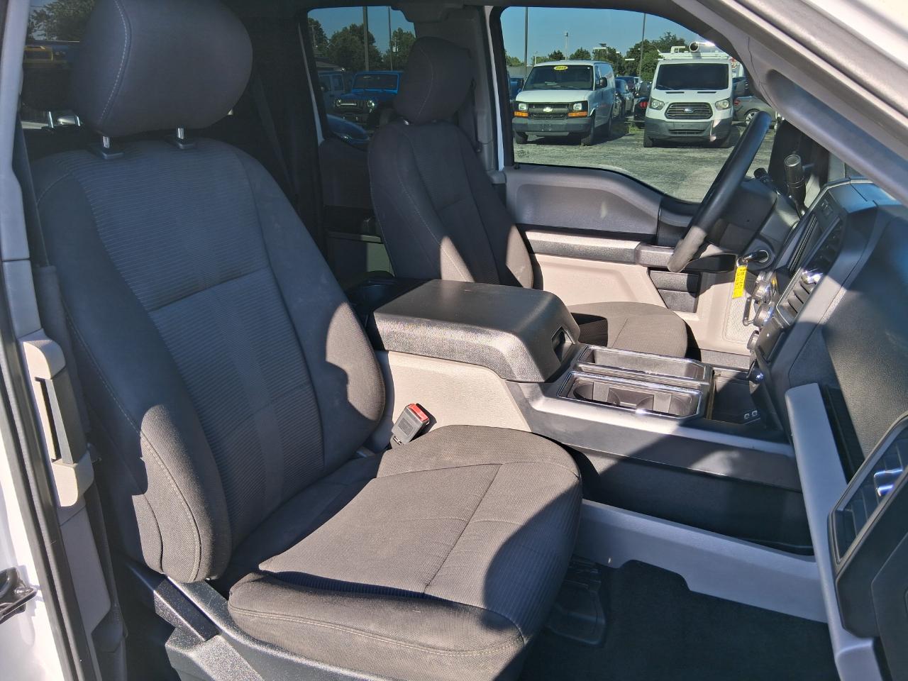 Ford F-150 XL SuperCab 8-ft. 2WD 2018