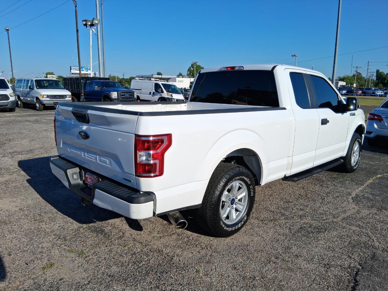 Ford F-150 XL SuperCab 8-ft. 2WD 2018