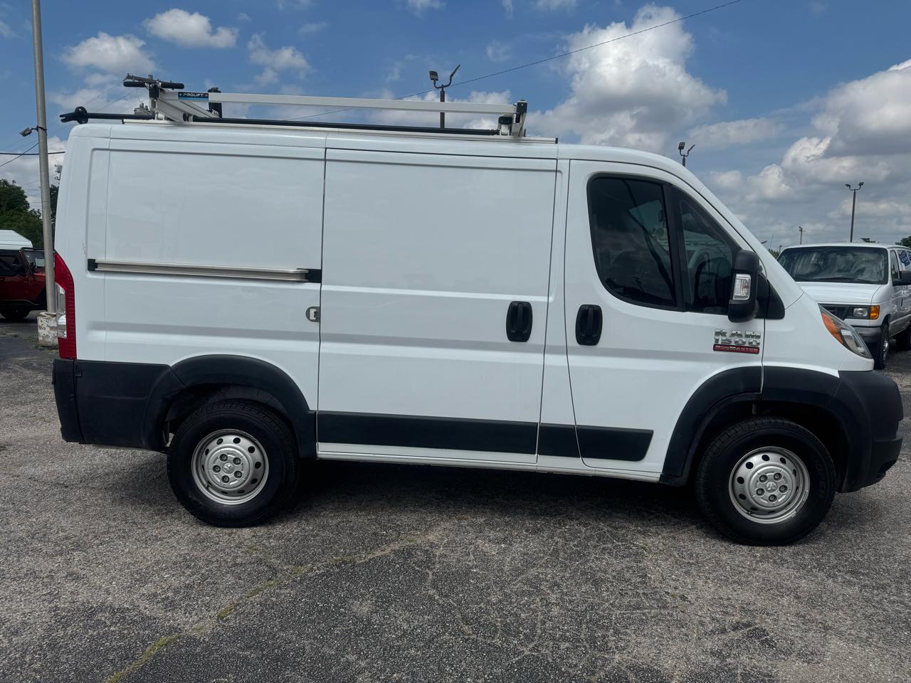 RAM Promaster 1500 Low Roof 118-in. WB 2022