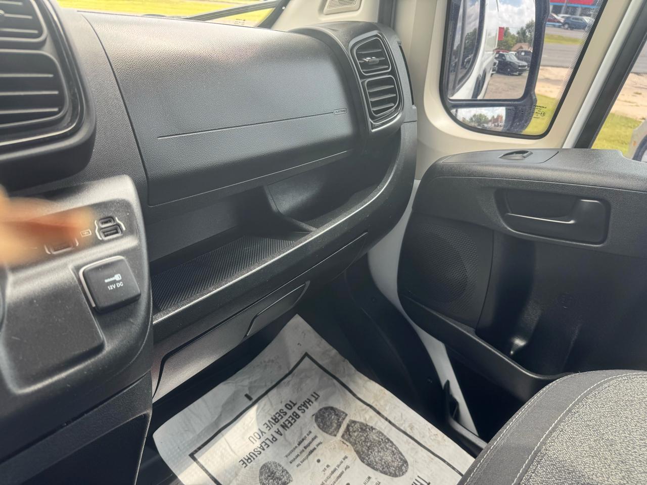 RAM Promaster 1500 Low Roof 118-in. WB 2022