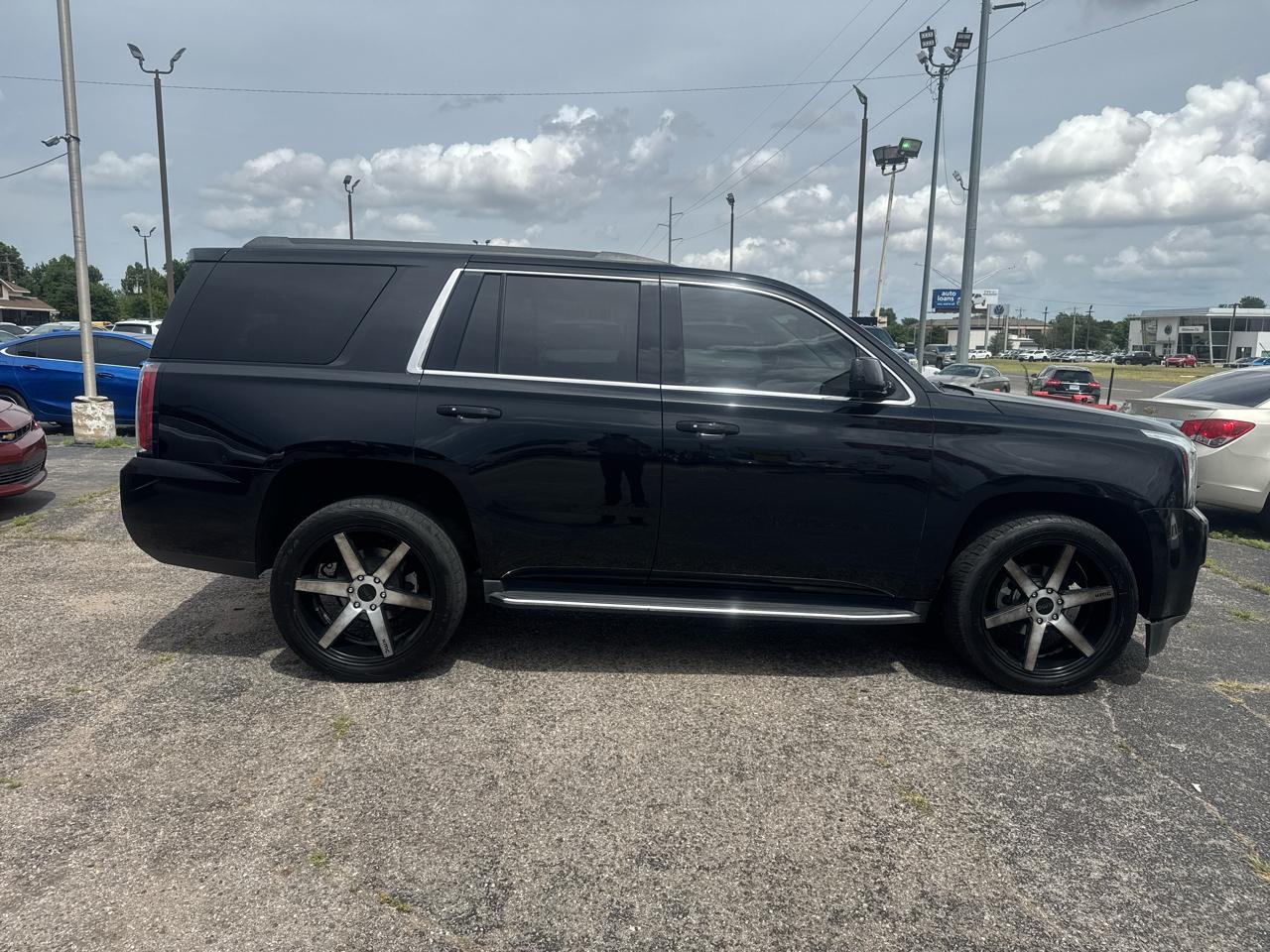 GMC Yukon SLT 2WD 2019