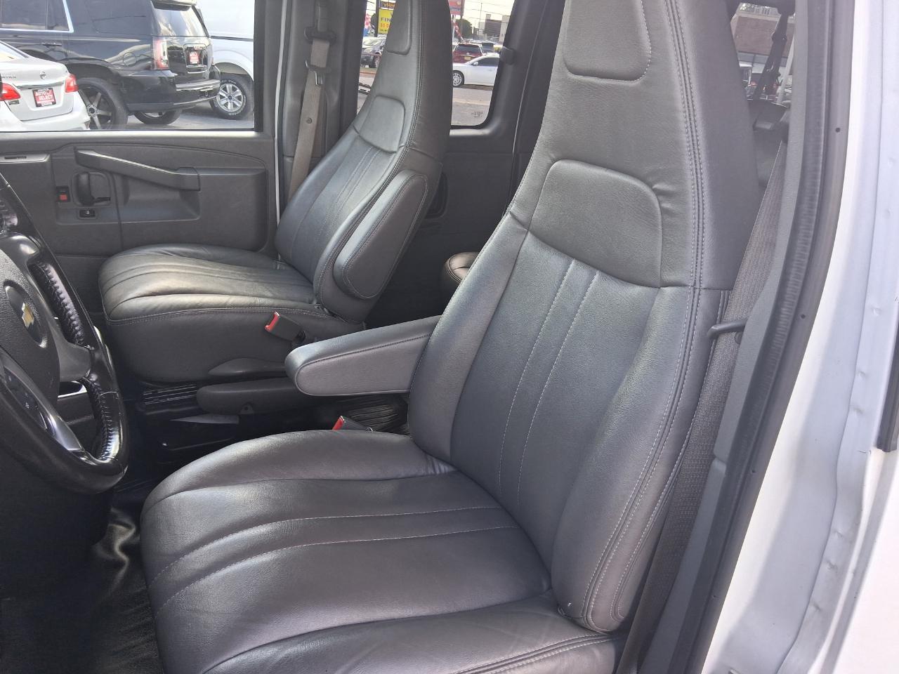Chevrolet Express LS 3500 Extended 2019