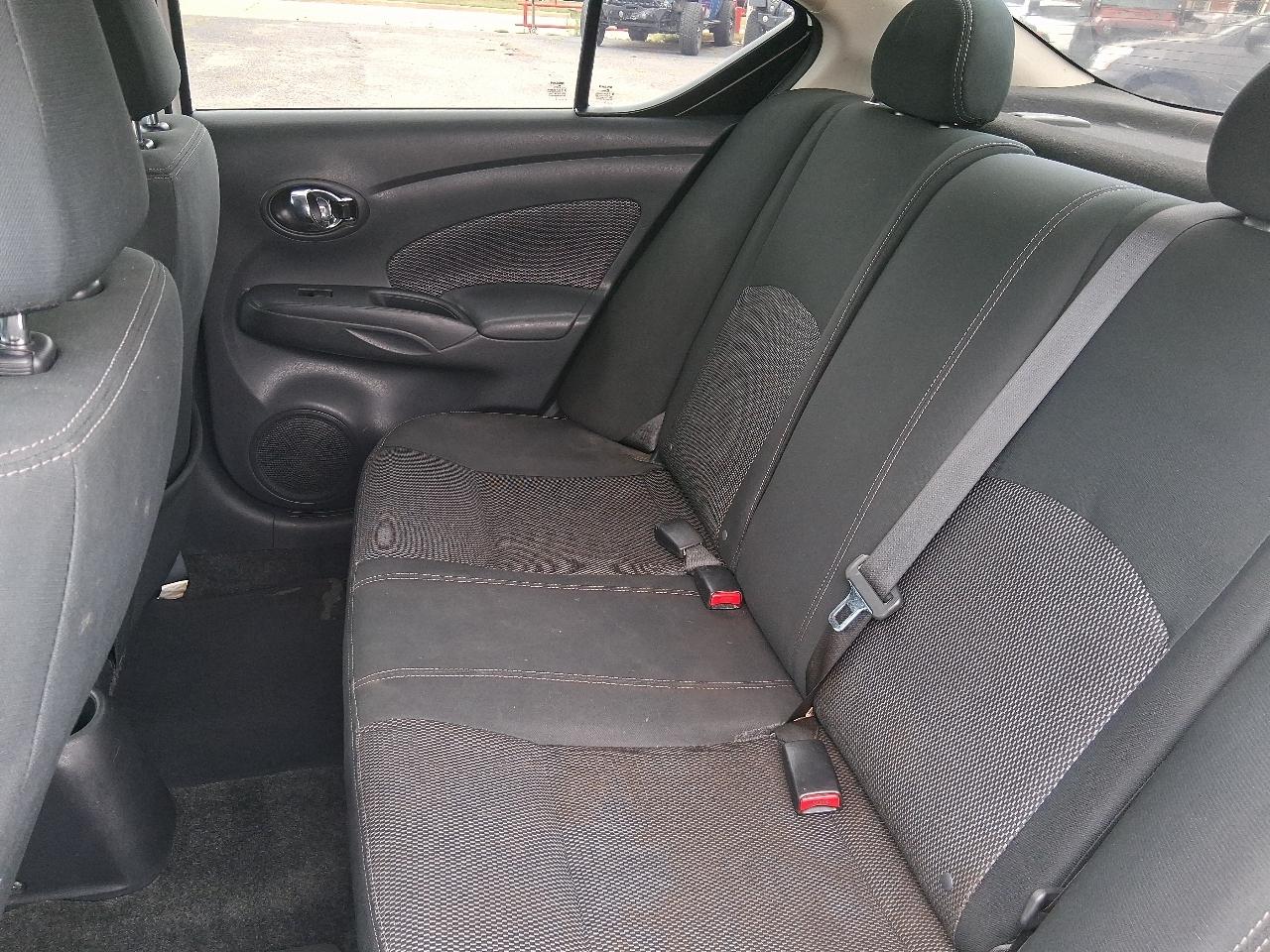 Nissan Versa 1.6 S 5M 2019