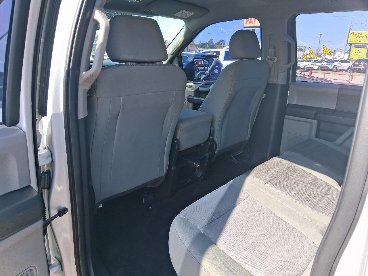 Ford F-150 Lariat SuperCrew 5.5-ft. Bed 4WD 2016