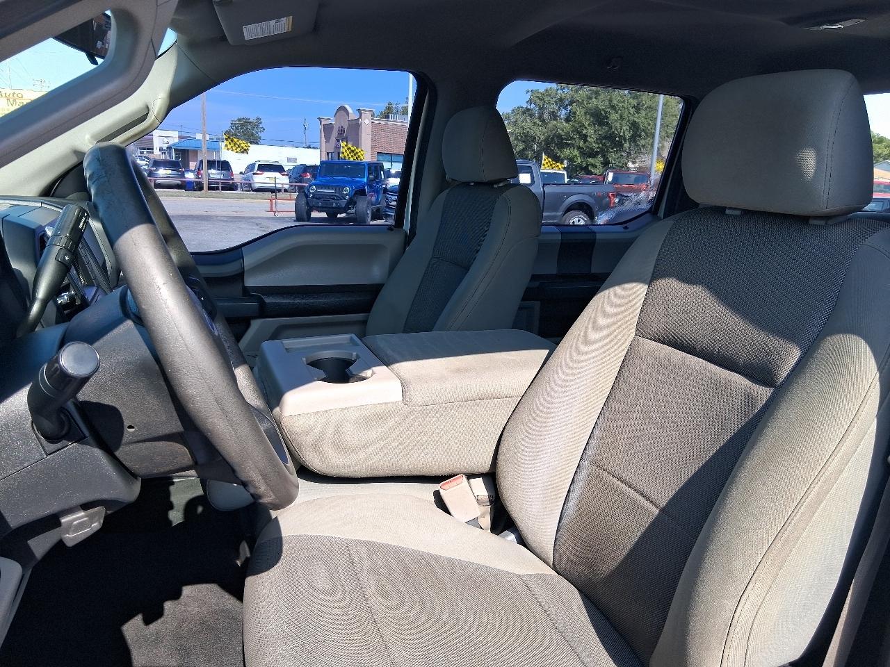 Ford F-150 Lariat SuperCrew 5.5-ft. Bed 4WD 2016