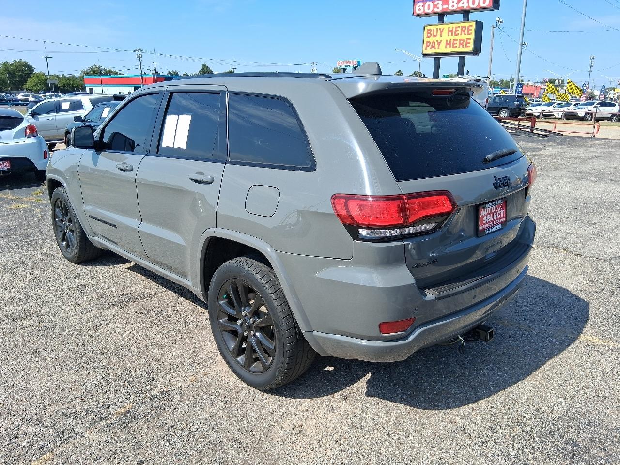 Jeep Grand Cherokee Laredo 4WD 2020