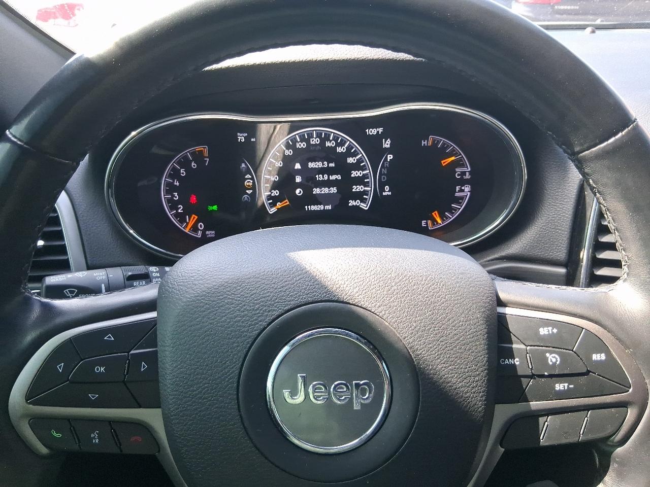 Jeep Grand Cherokee Laredo 4WD 2020