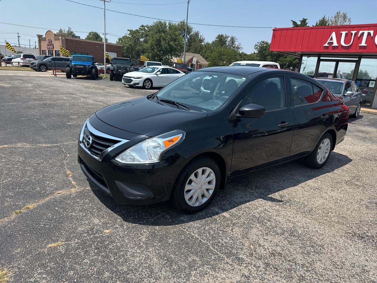 Nissan Versa 1.6 S 5M 2016