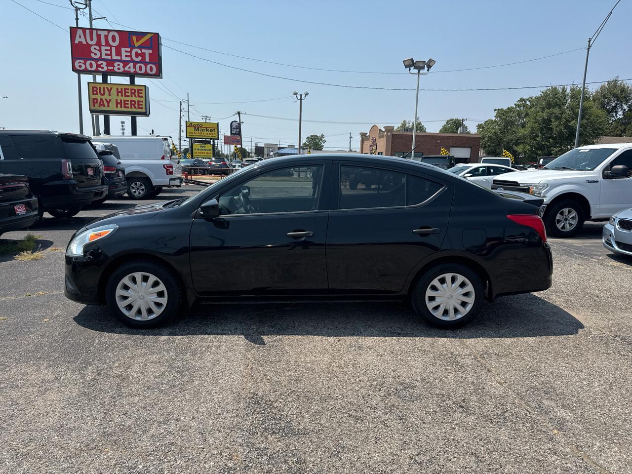 Nissan Versa 1.6 S 5M 2016
