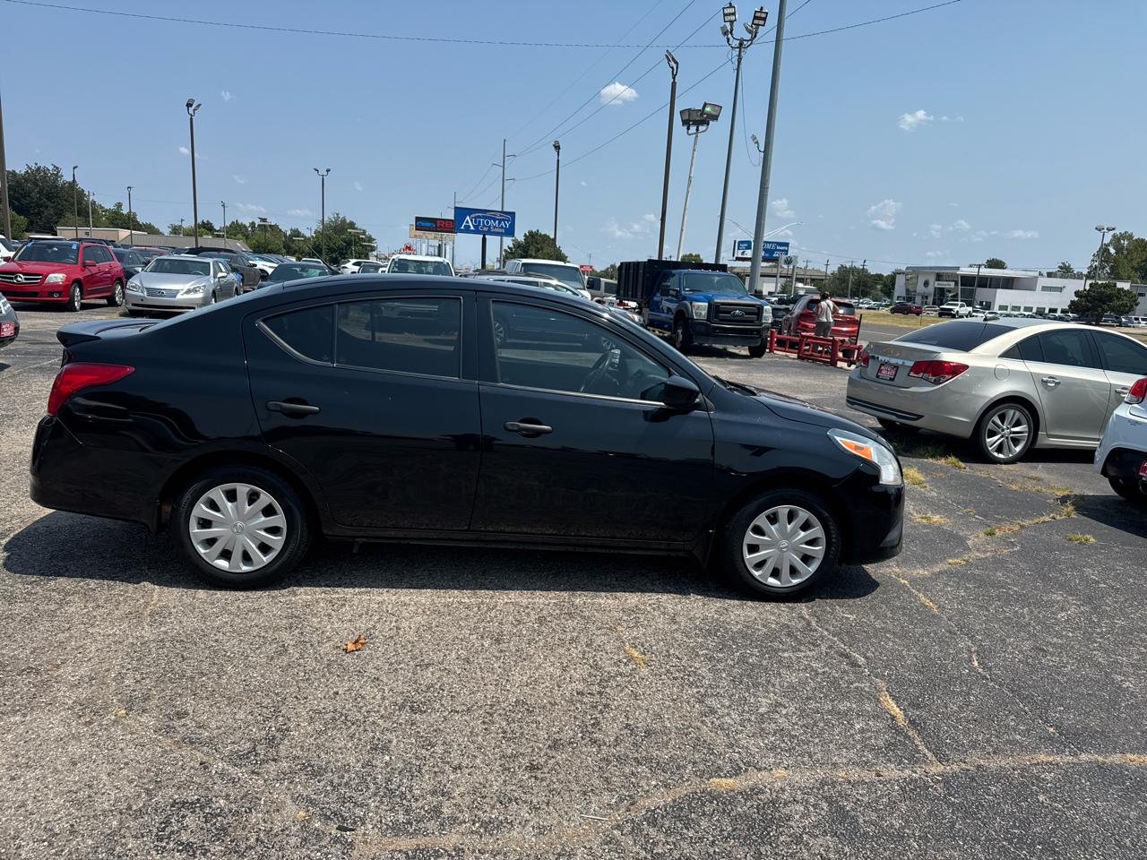 Nissan Versa 1.6 S 5M 2016