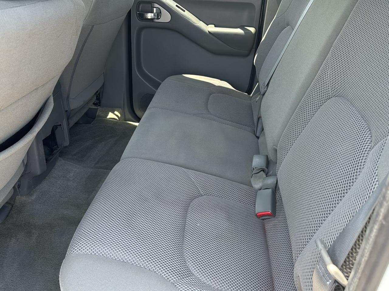 Nissan Frontier S Crew Cab 5AT 2WD 2018