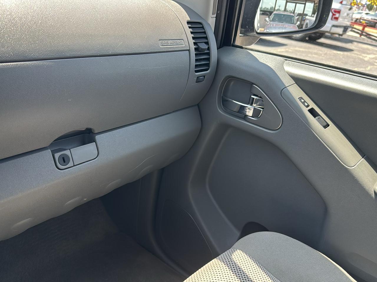 Nissan Frontier S Crew Cab 5AT 2WD 2018