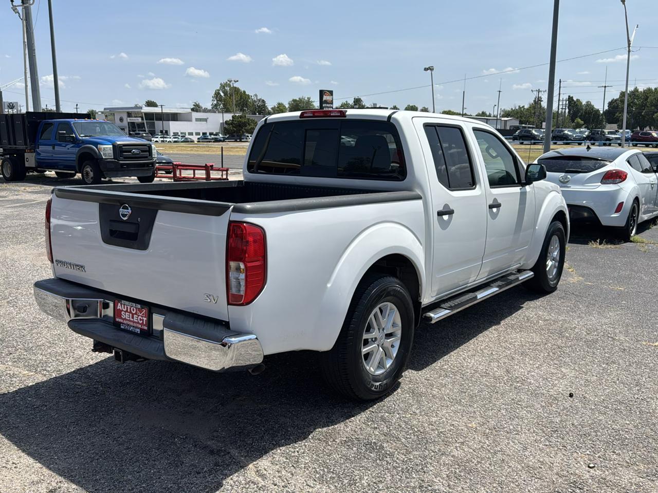 Nissan Frontier S Crew Cab 5AT 2WD 2018