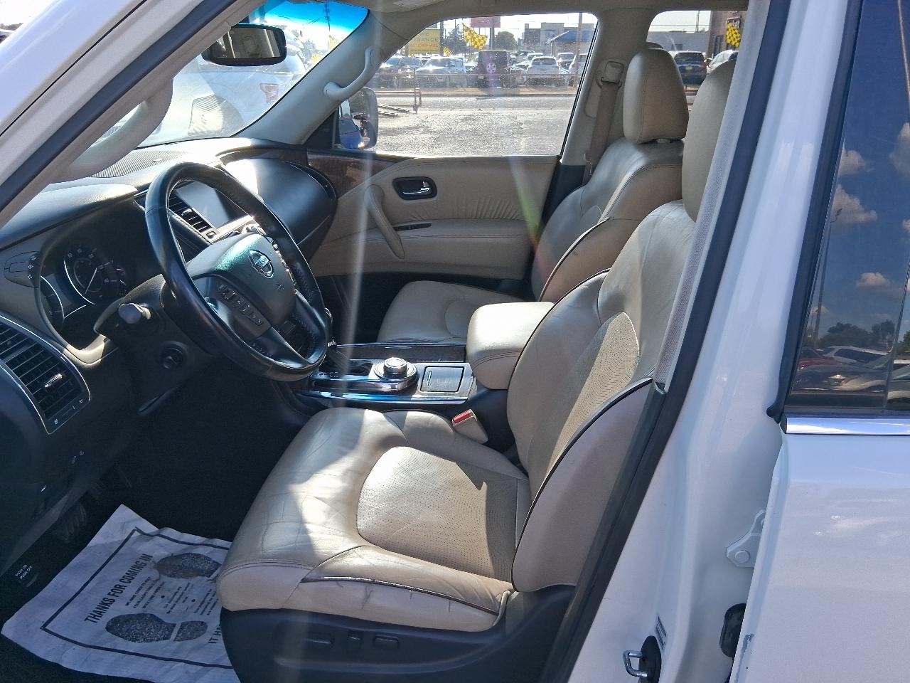 Nissan Armada Platinum AWD 2017