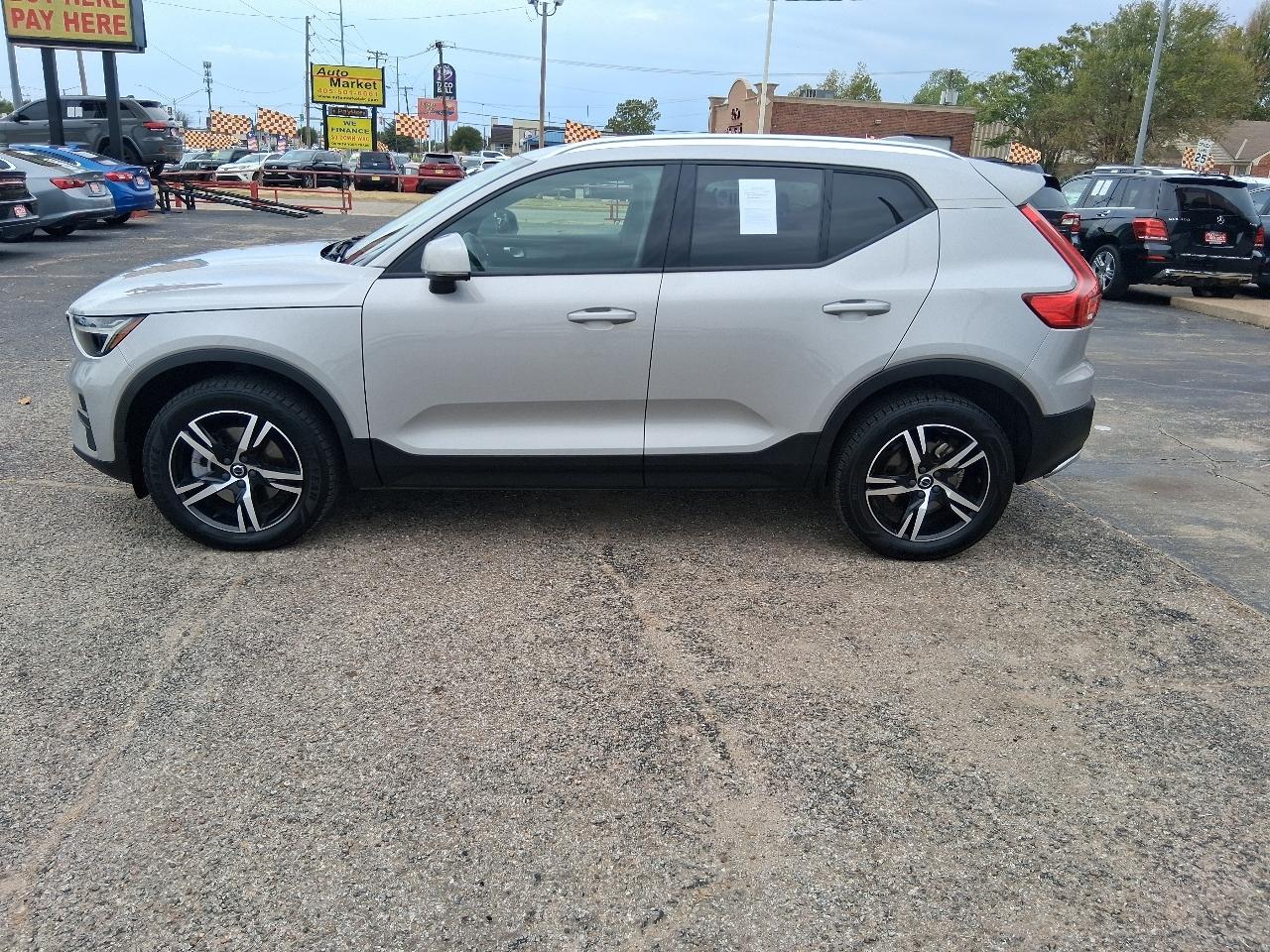 Volvo XC40 B4 Core 2023