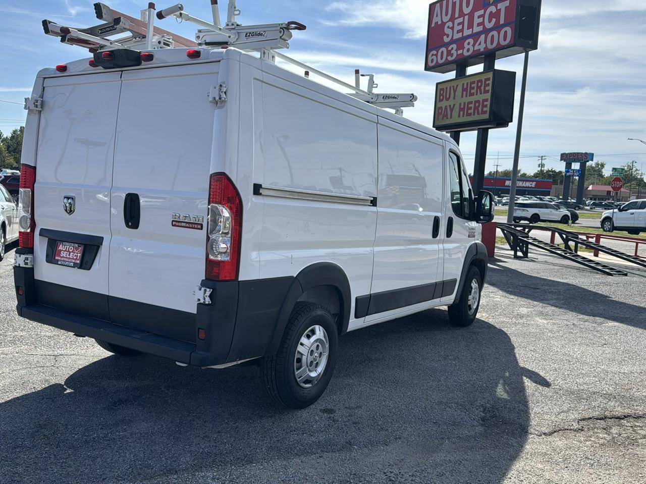 RAM Promaster 1500 Low Roof Tradesman 136-in. WB 2019