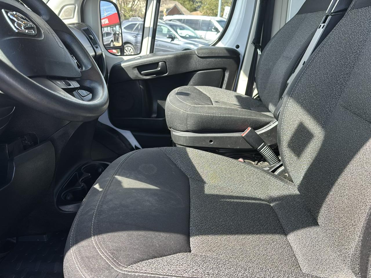 RAM Promaster 1500 Low Roof Tradesman 136-in. WB 2019