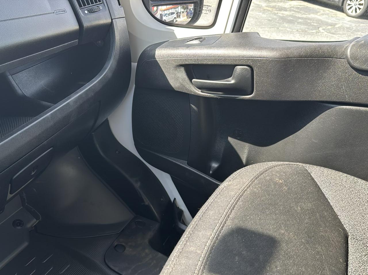 RAM Promaster 1500 Low Roof Tradesman 136-in. WB 2019