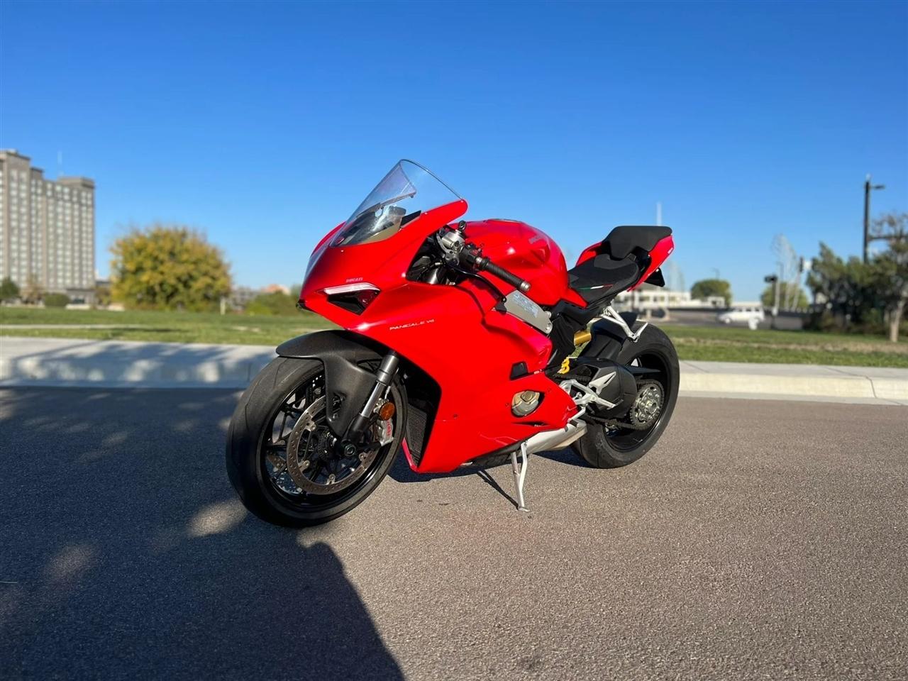 Ducati Panigale V4  2019