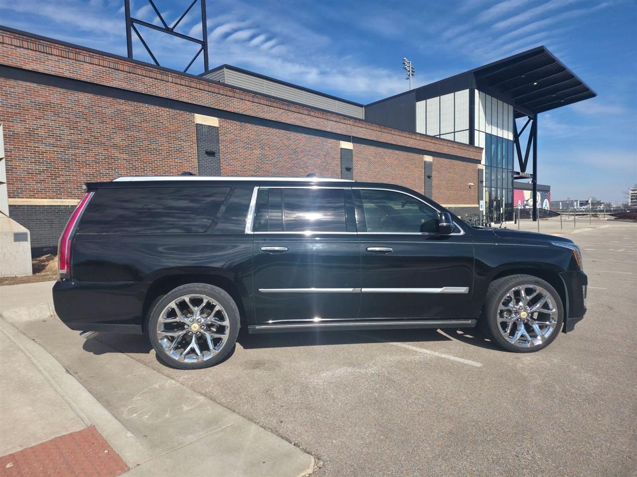 Cadillac Escalade  2017