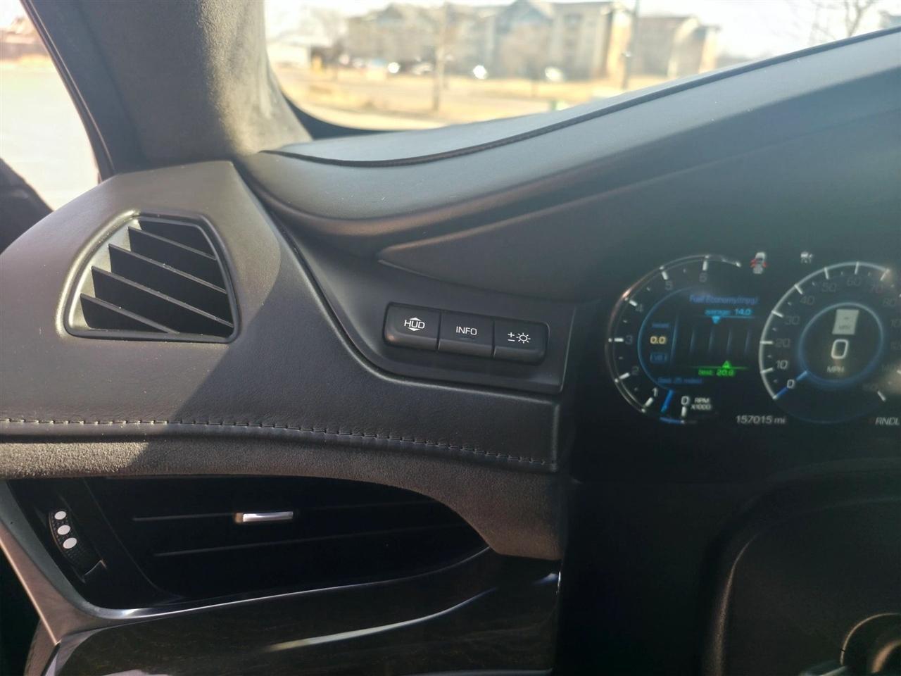 Cadillac Escalade  2017